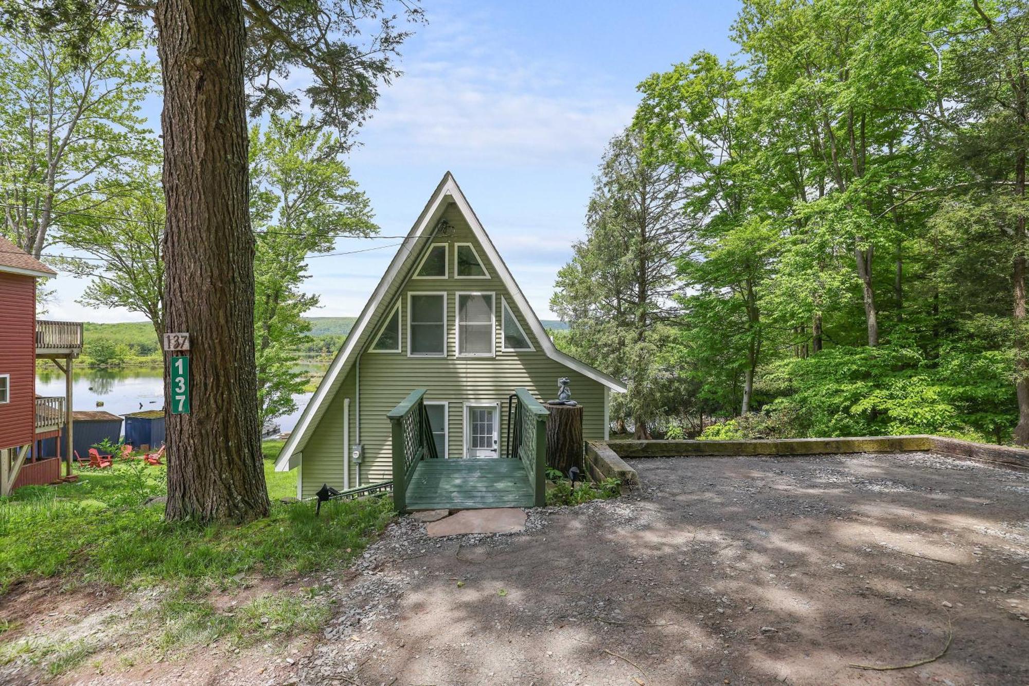 Lakefront A-Frame, Dock, Kayaks, Fire Place Lake Ariel Exteriér fotografie